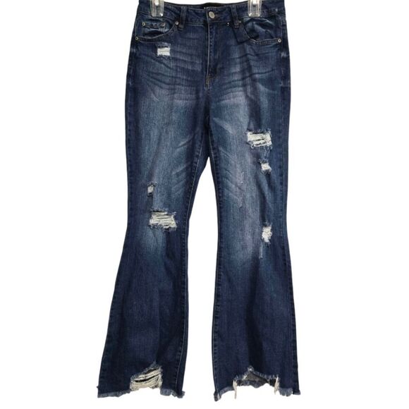 Almost Famous Super High Rise Flare Jeans NWT Sz 11 - Picture 1 of 12